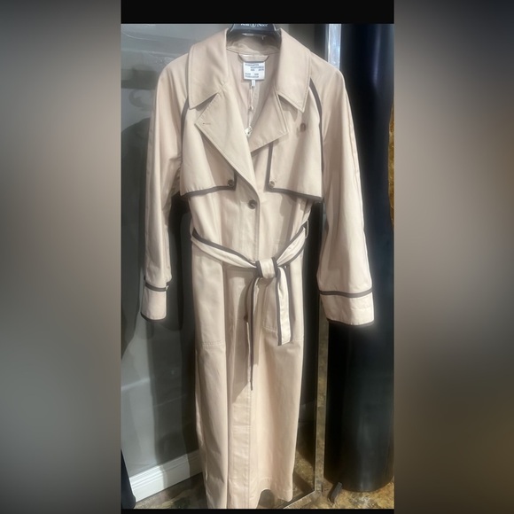 NWT Baum und Pferdgarten Beige Women's Trench Coat - Picture 7 of 11